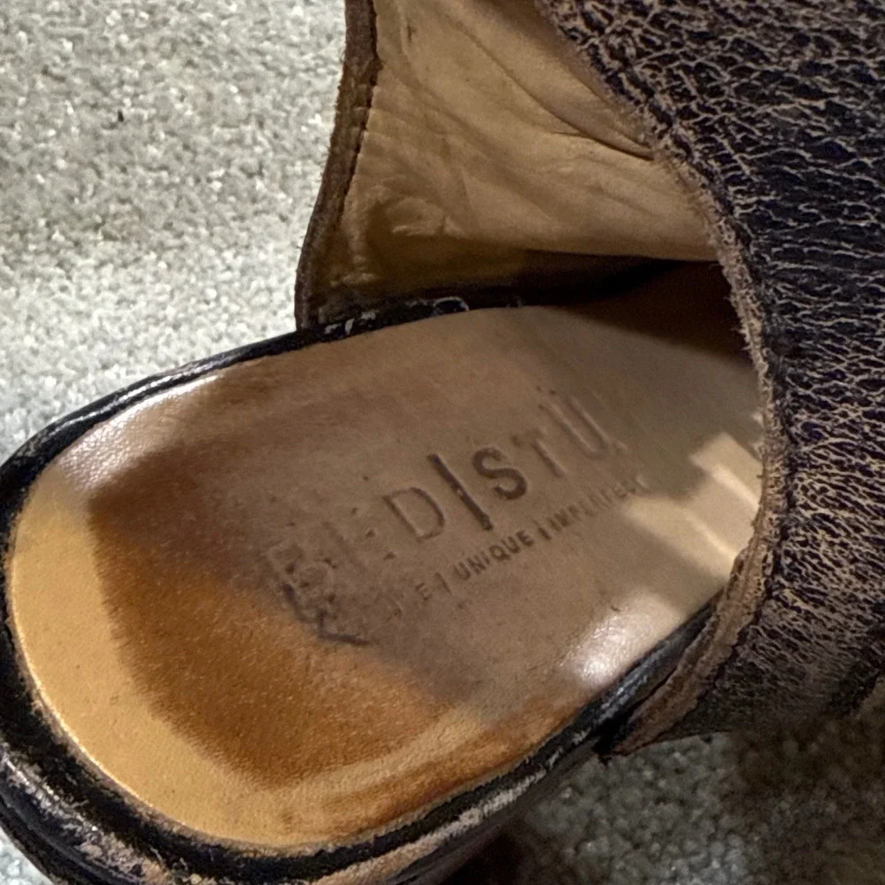 BED STU Occam Gladiator Distressed Leather Cage Peep Toe Heels Sz 6 Bench Made